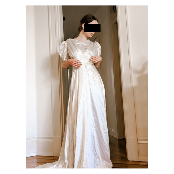 Vintage Dresses & Skirts - 1930s VINTAGE Wedding Gown | Satin Puff Sleeve | 🦢💍✨